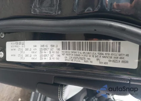 2015 Jeep Cherokee Latitude z USA, uszkodzony, nr VIN 1C4PJMCB7FW792279